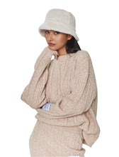 Load image into Gallery viewer, YUYU Fur Hat
