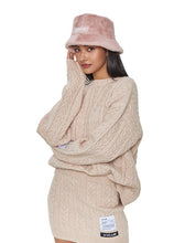 Load image into Gallery viewer, YUYU Fur Hat